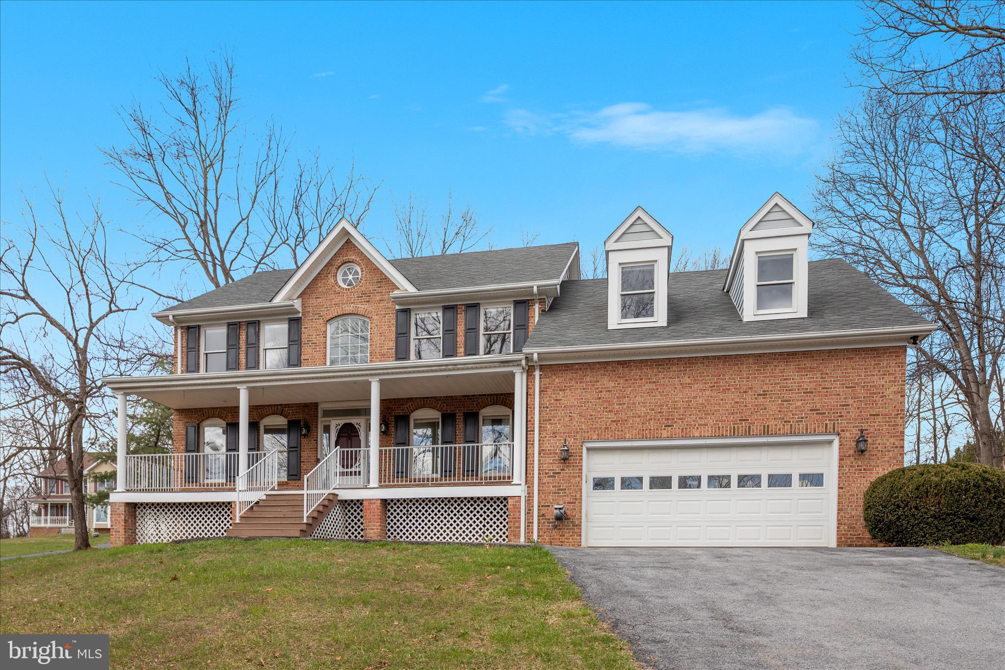 SPRING HOLLOW ESTATES - Residential