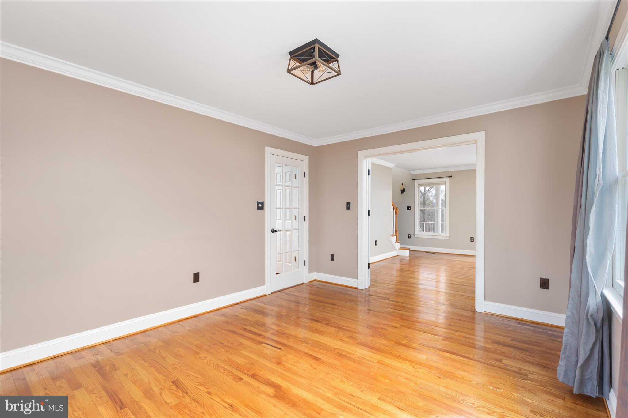 SPRING HOLLOW ESTATES - Residential