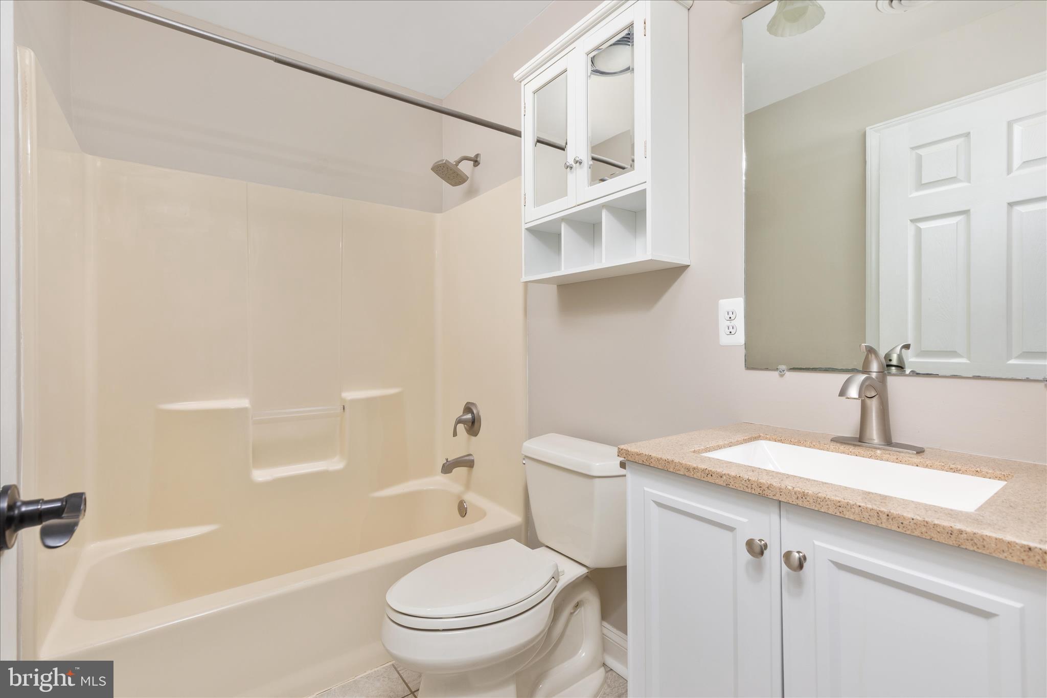 SPRING HOLLOW ESTATES - Residential