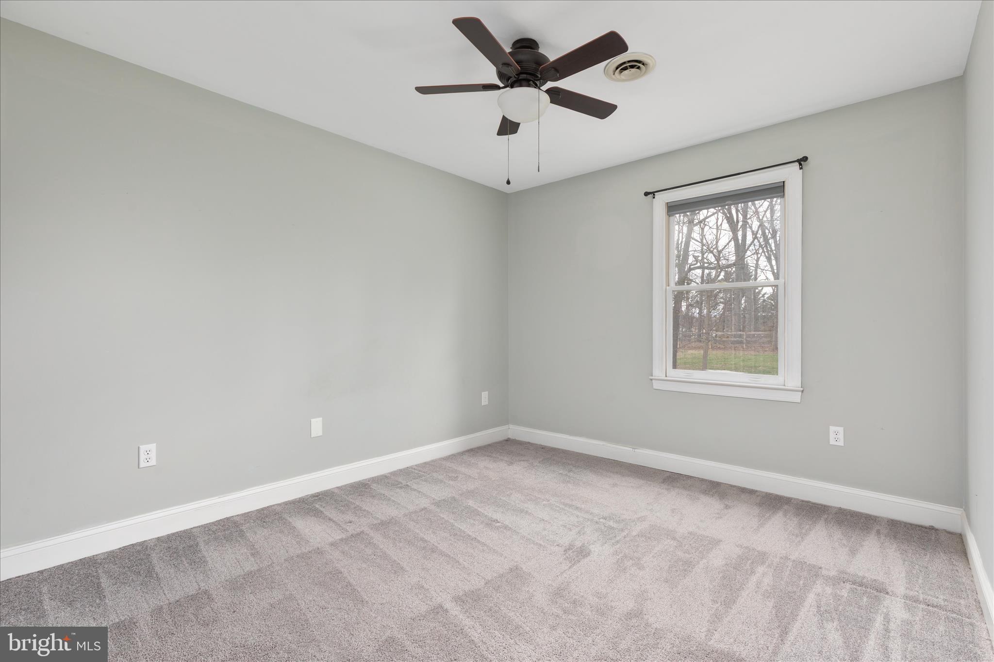 SPRING HOLLOW ESTATES - Residential