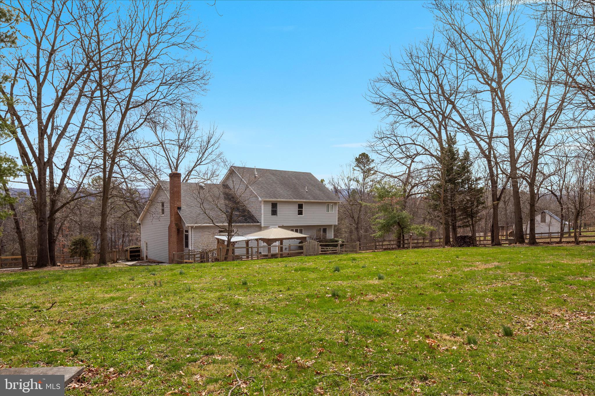 SPRING HOLLOW ESTATES - Residential