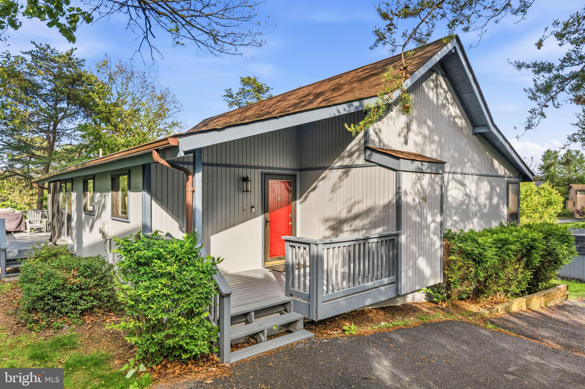 THE WOODS - Residential