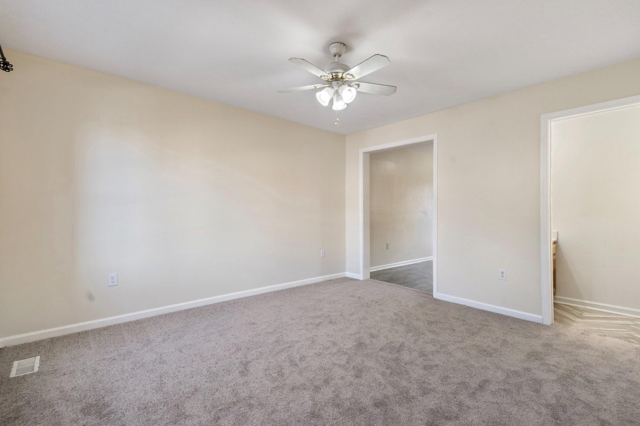 TABLER STATION MANOR - Residential