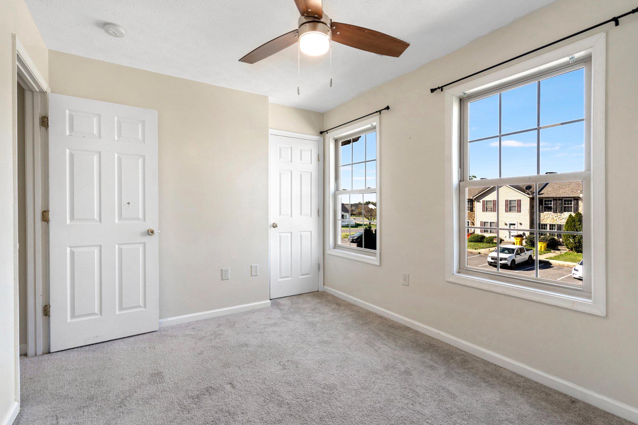 TABLER STATION MANOR - Residential