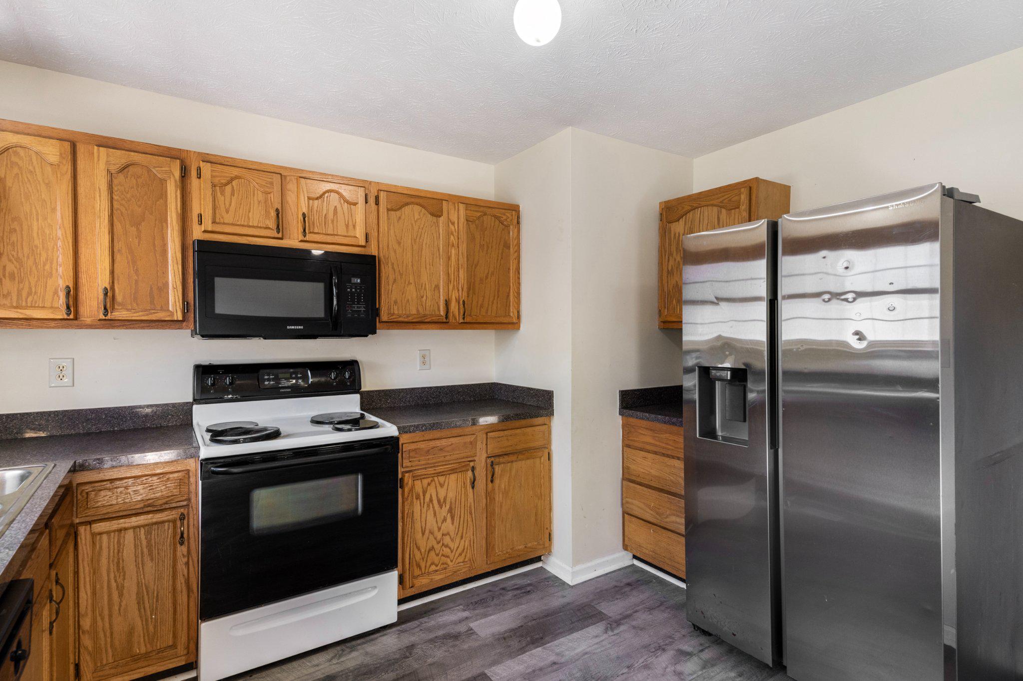 TABLER STATION MANOR - Residential
