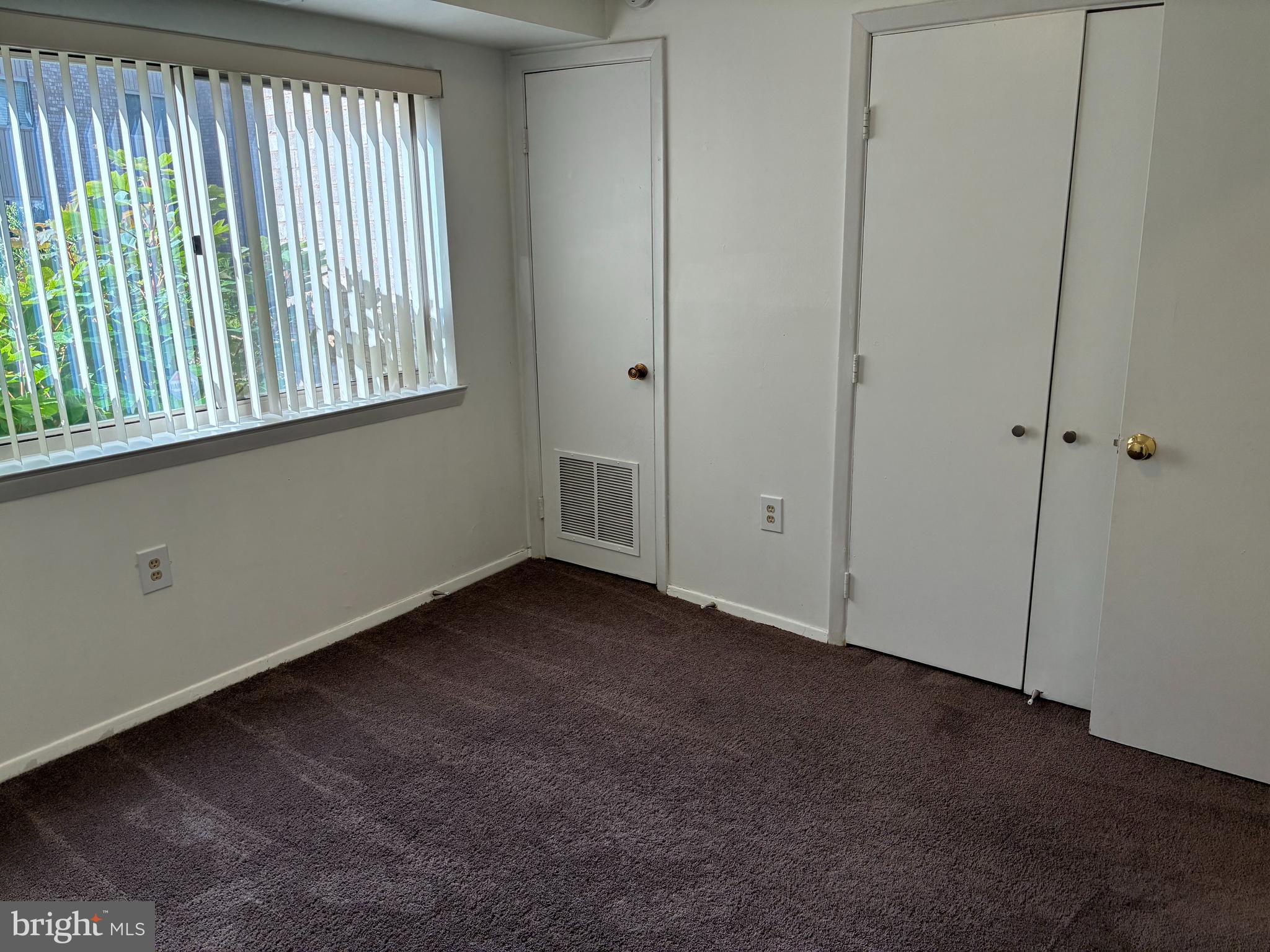 BETHESDA PARK - Residential Lease