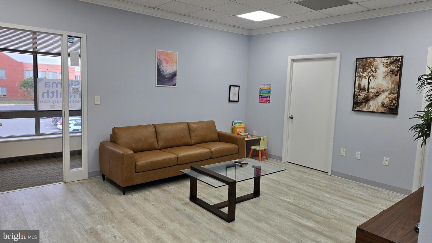 44335 PREMIER PLAZA 230