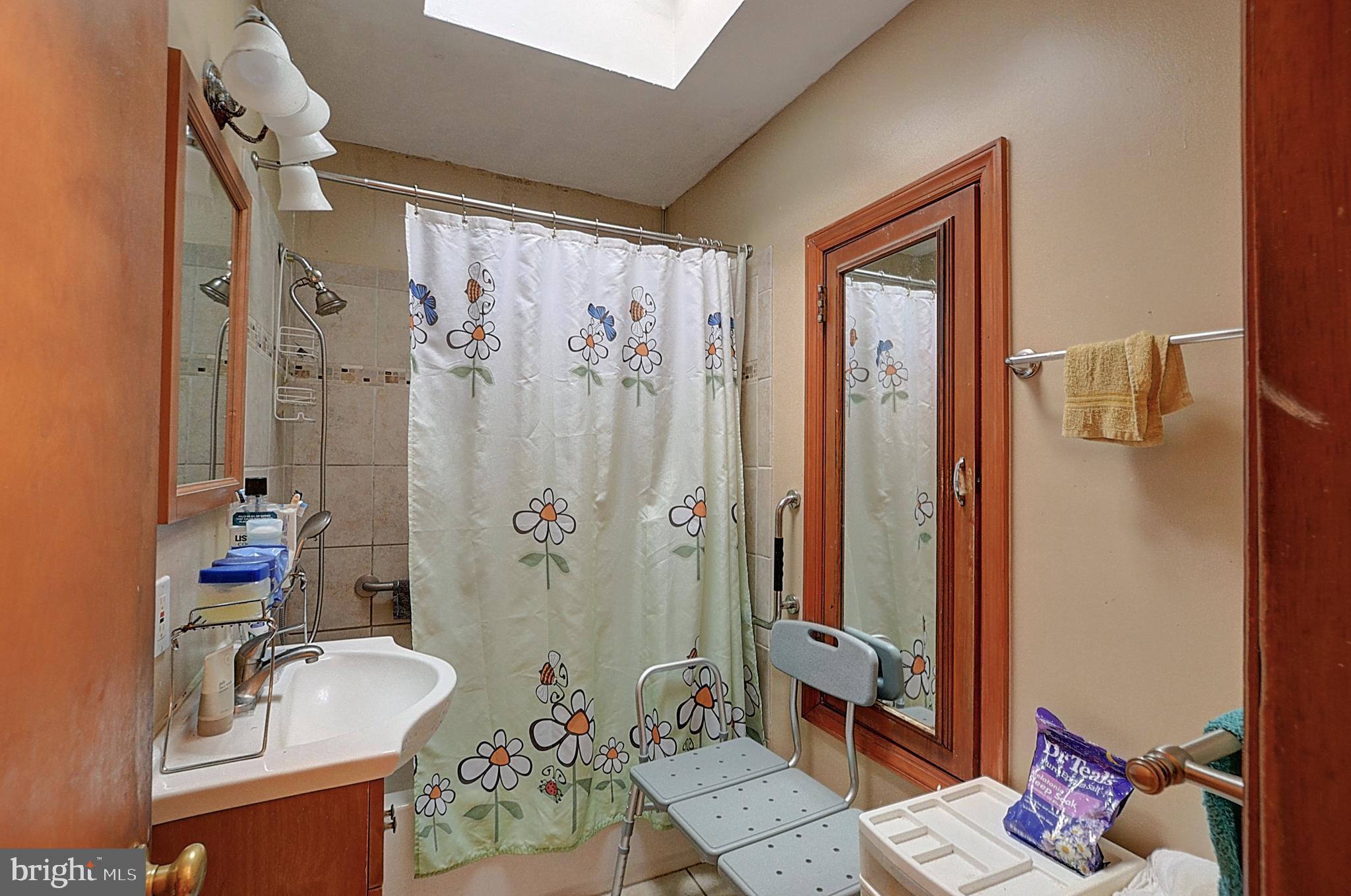 HILLCREST HEIGHTS - Residential