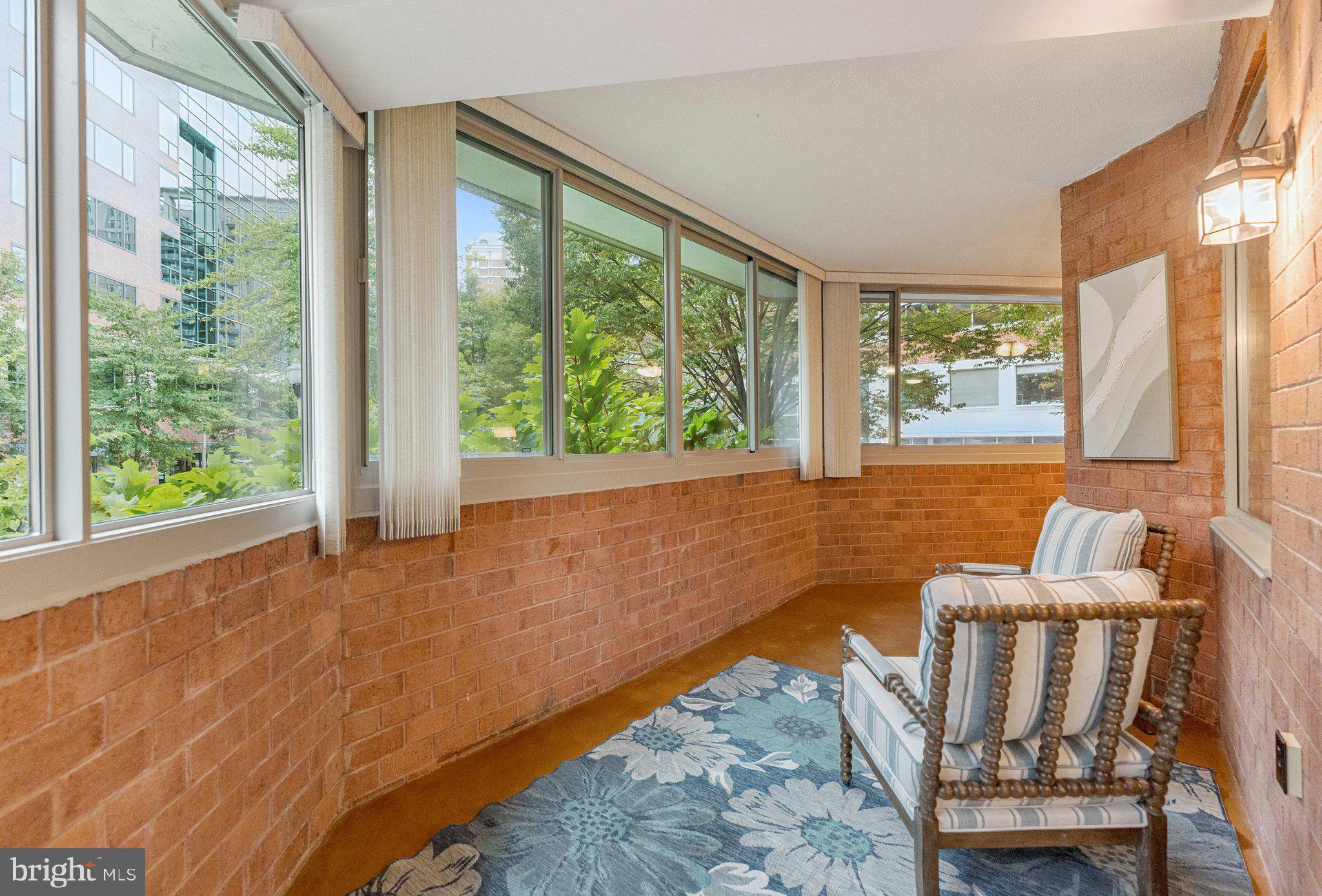 WESTVIEW AT BALLSTON METRO - Residential