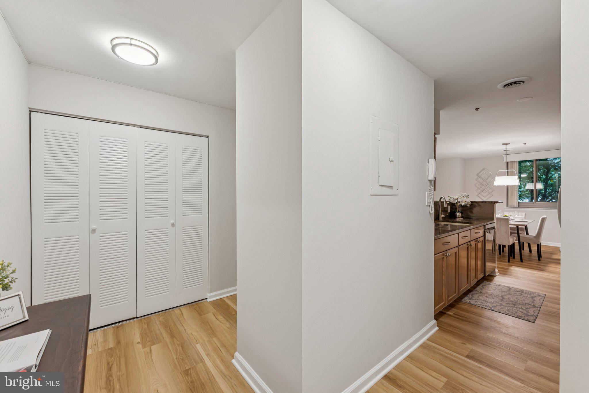 WESTVIEW AT BALLSTON METRO - Residential