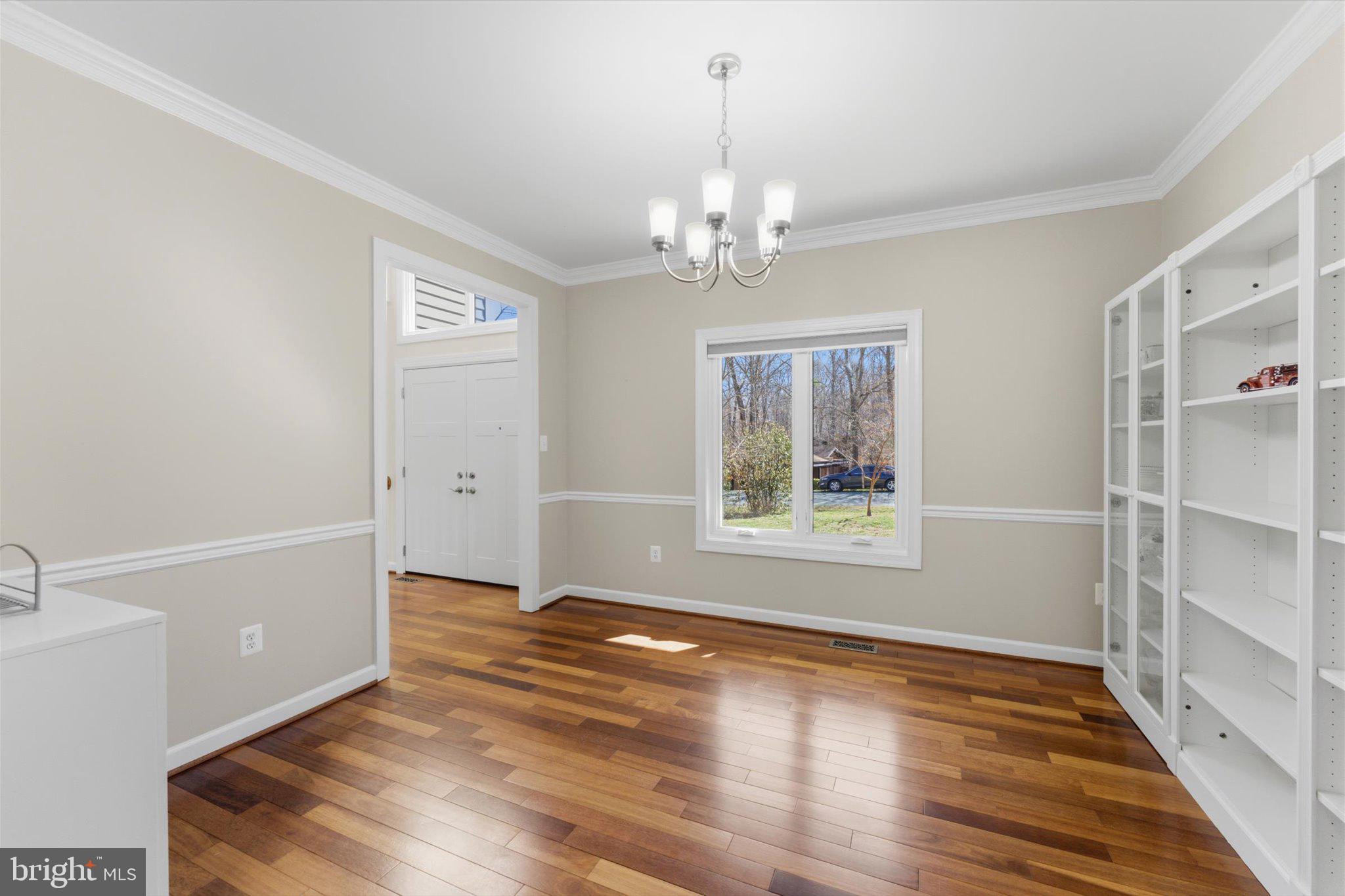 OCCOQUAN FOREST - Residential