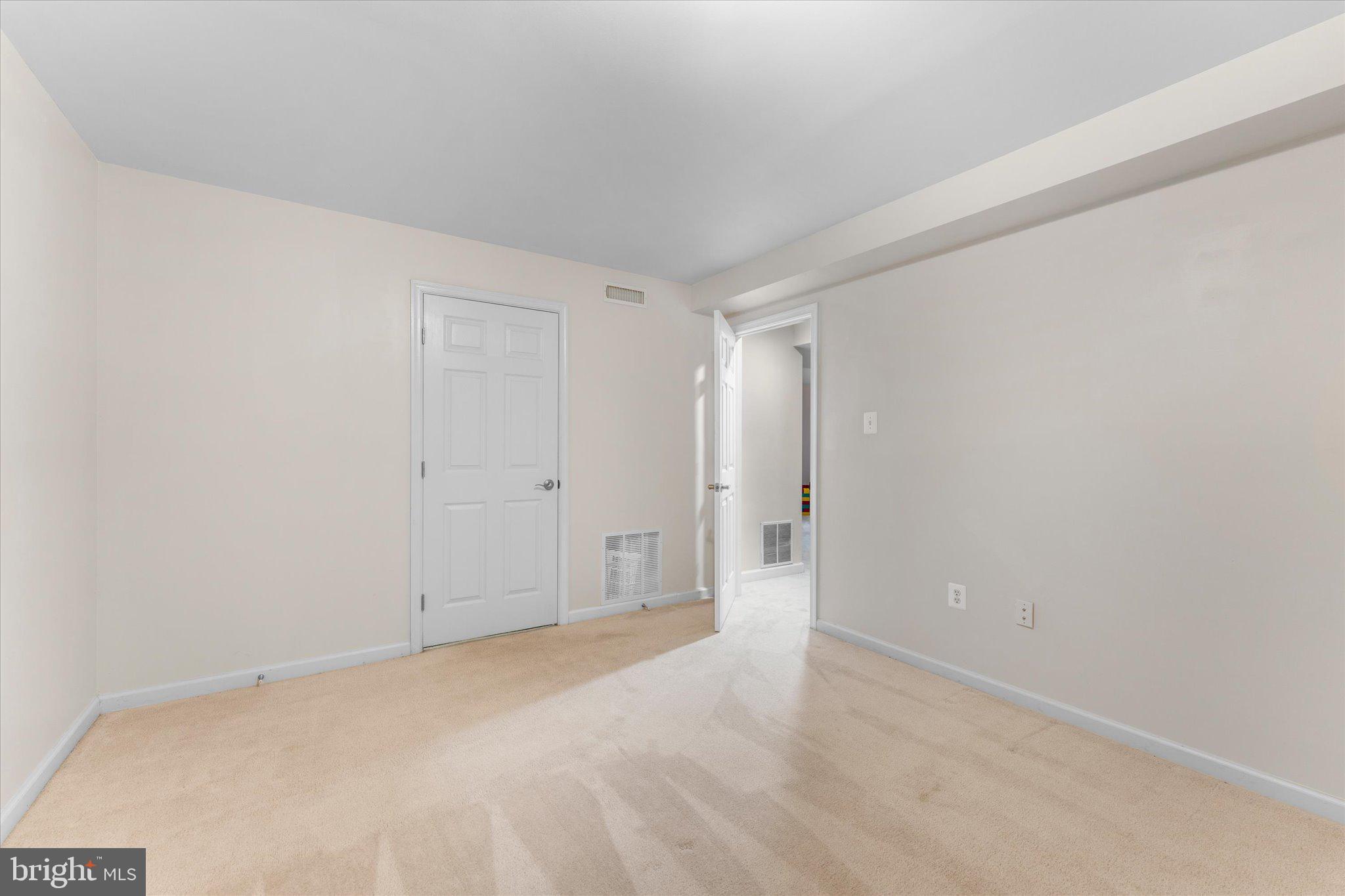 OCCOQUAN FOREST - Residential