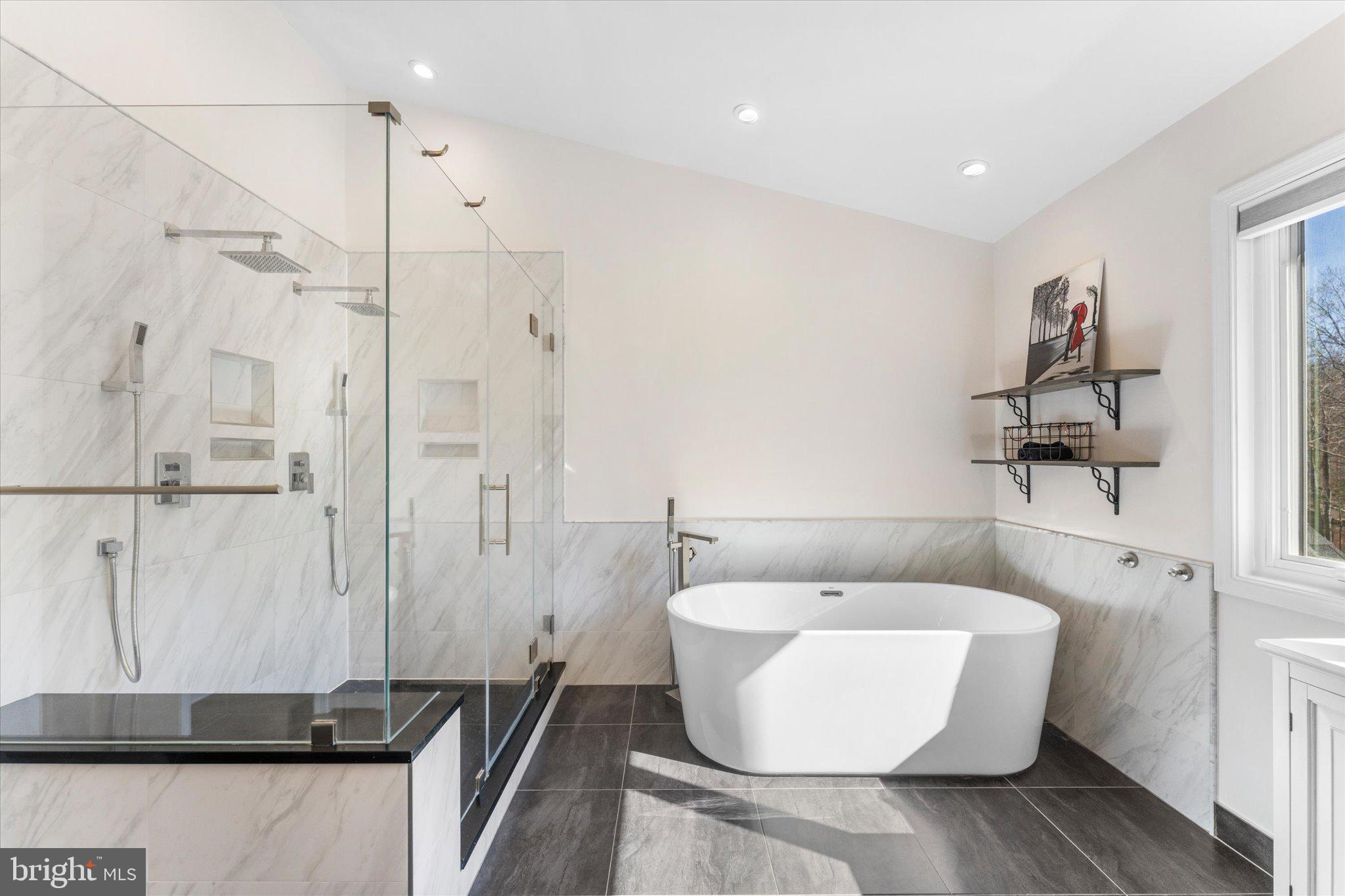 OCCOQUAN FOREST - Residential