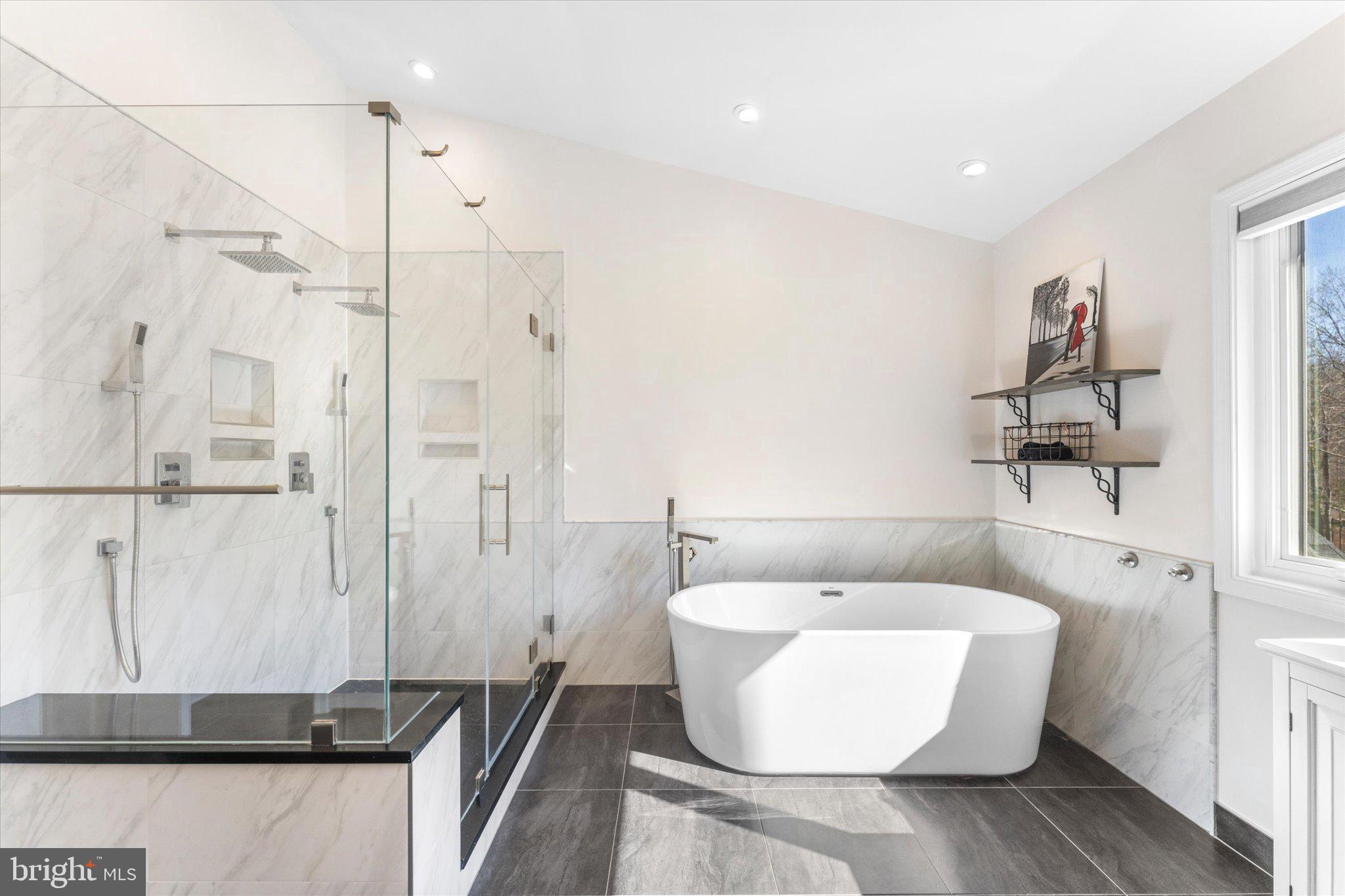 6271 OCCOQUAN FOREST DRIVE