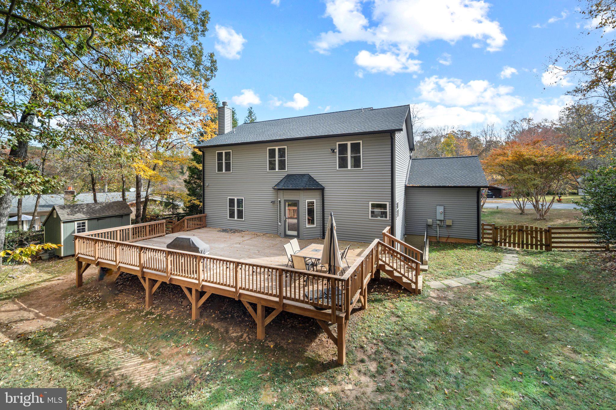 OCCOQUAN FOREST - Residential