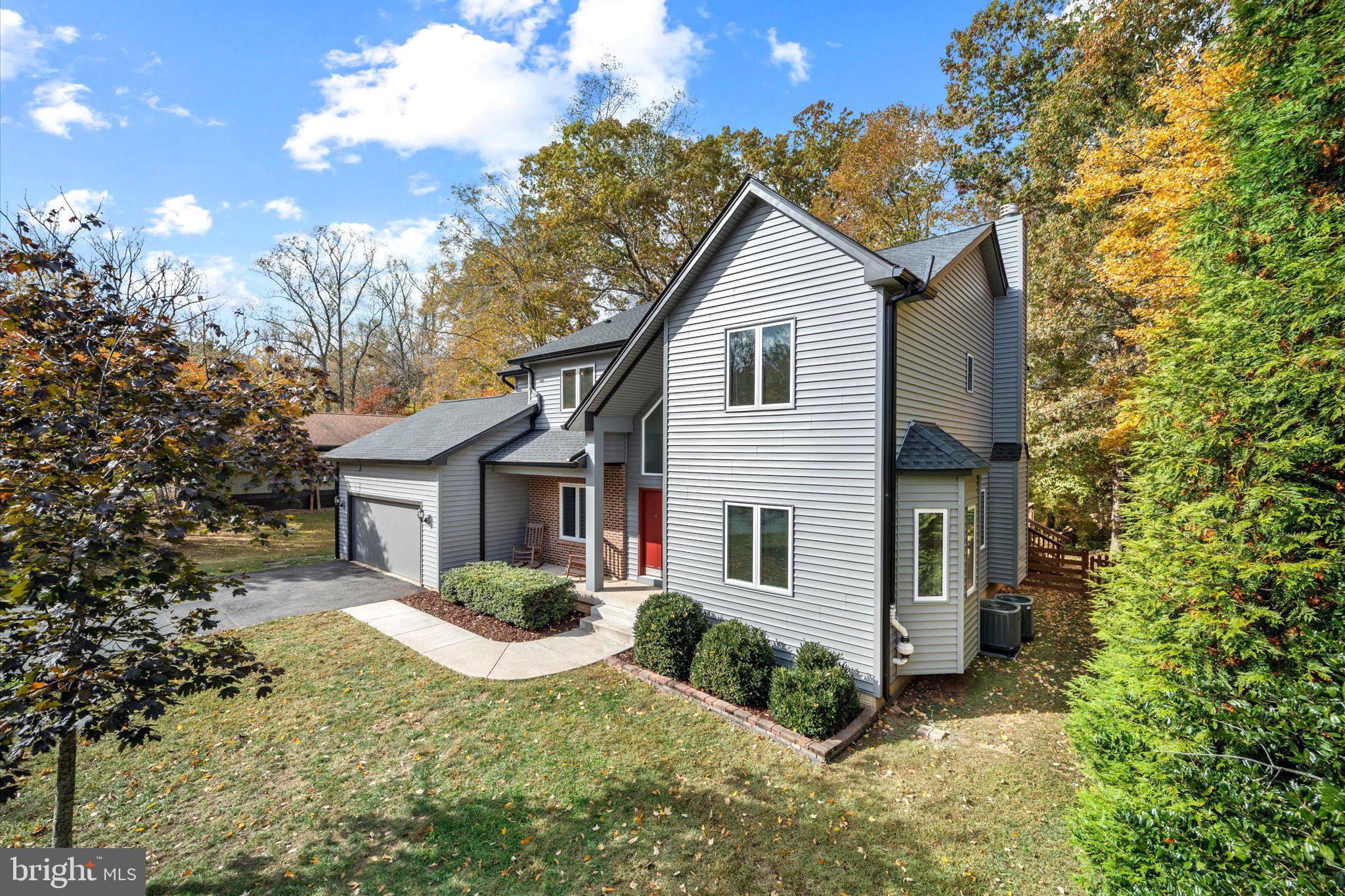 OCCOQUAN FOREST - Residential