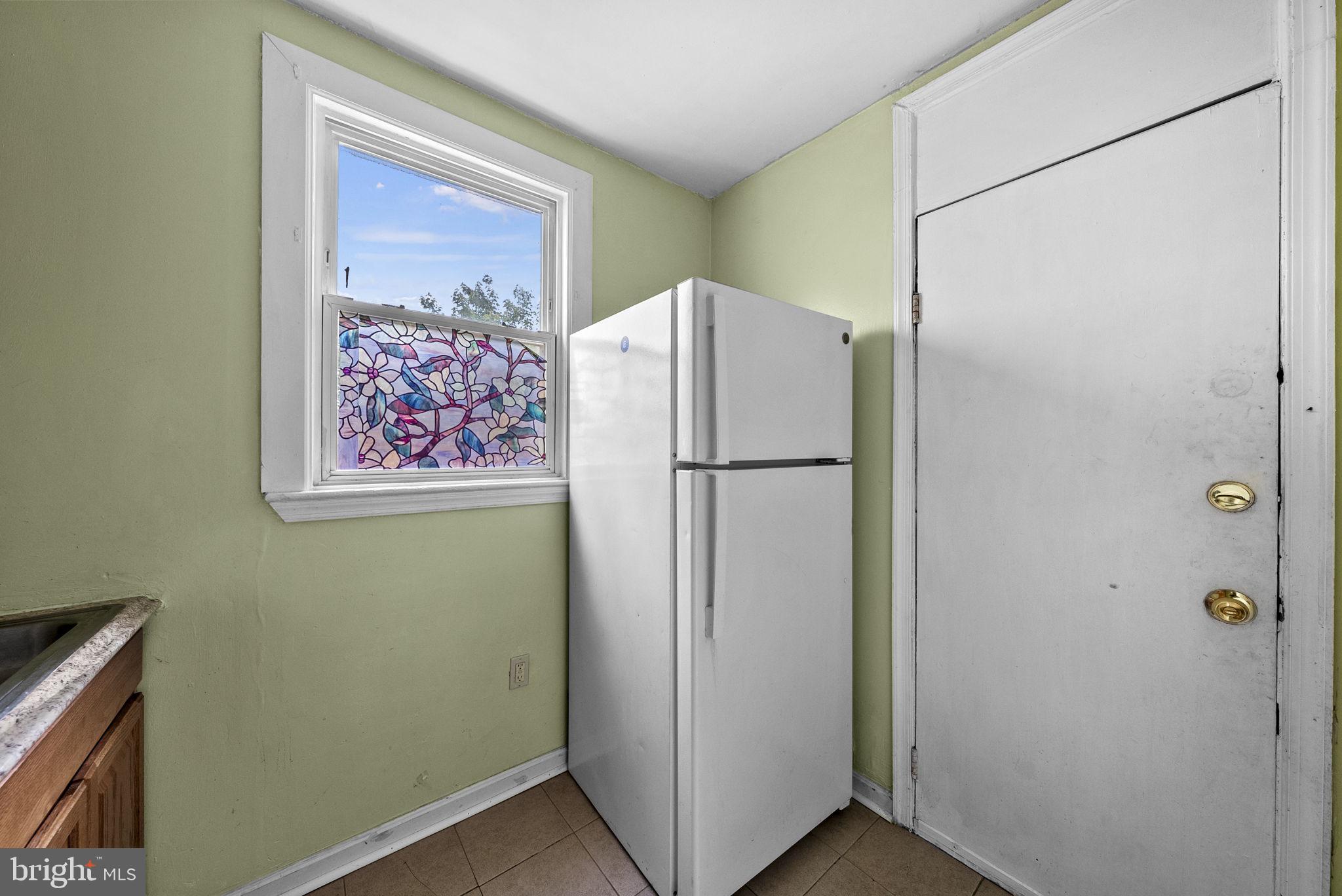 BRENTWOOD - Residential Income