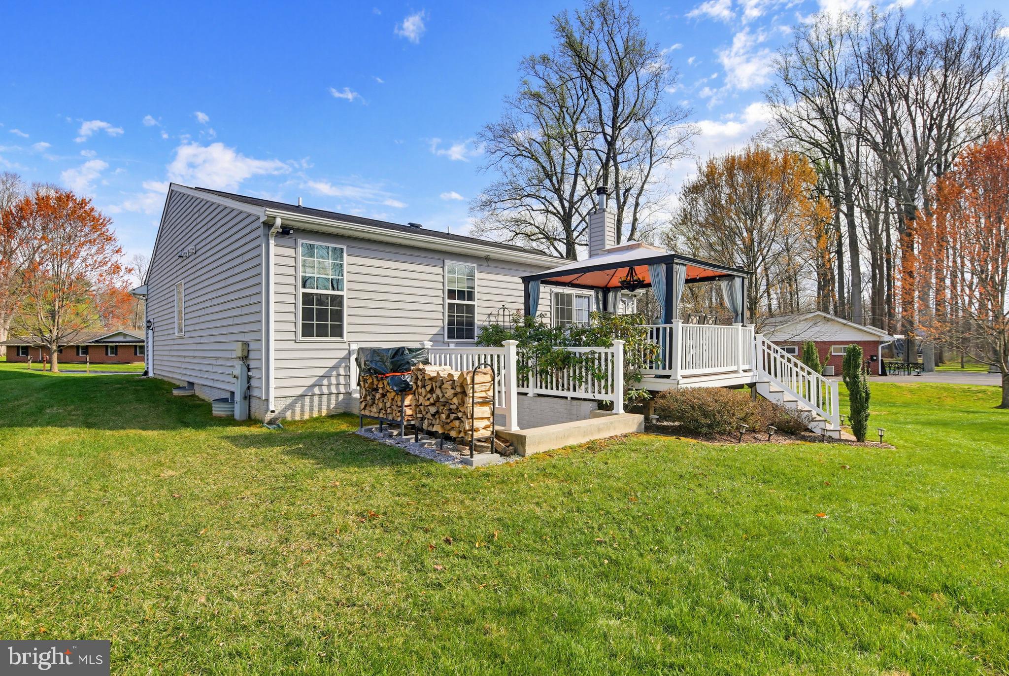 WILTON FARM ACRES - Residential