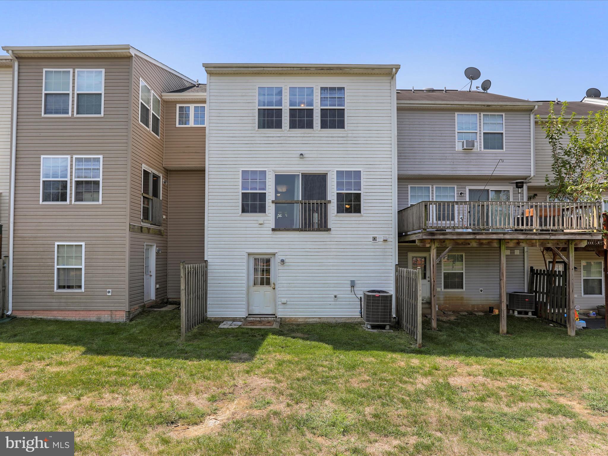 MANOR PARK - Residential