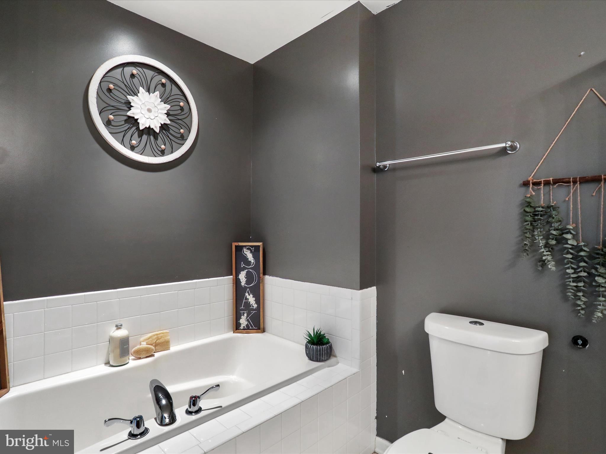 MANOR PARK - Residential