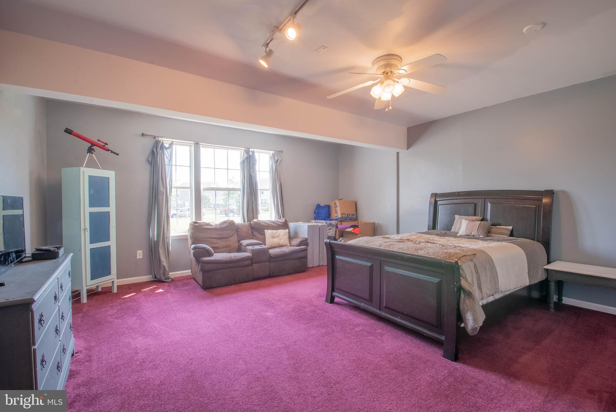 CATTAIL COMMONS - Residential