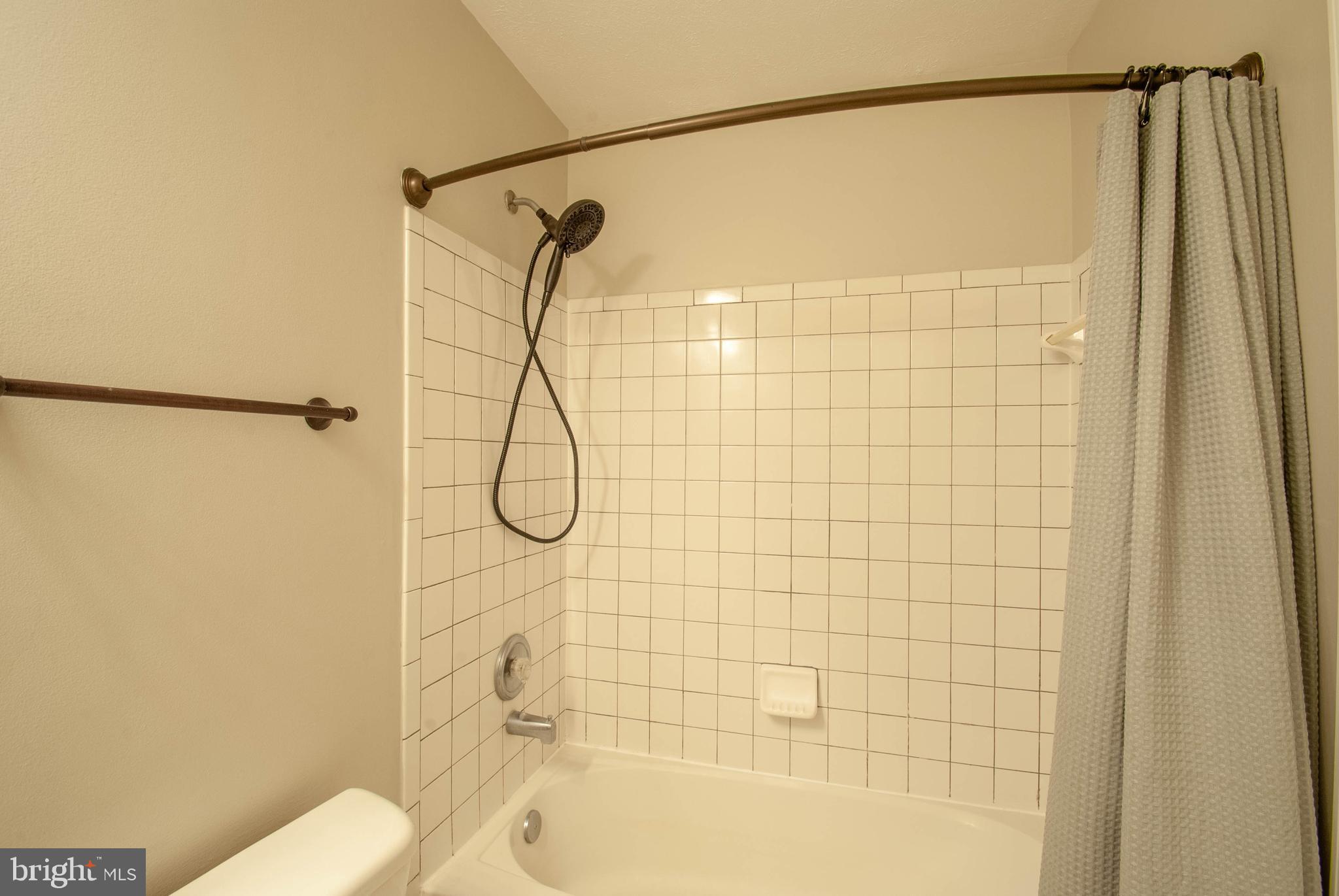 CATTAIL COMMONS - Residential