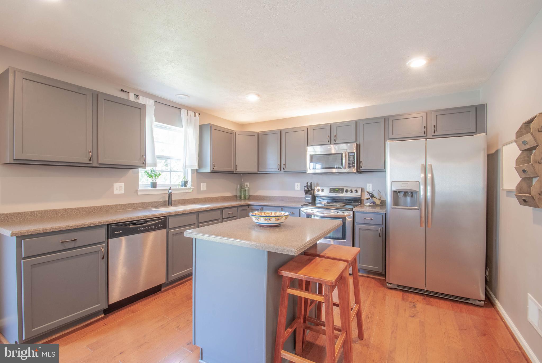 CATTAIL COMMONS - Residential