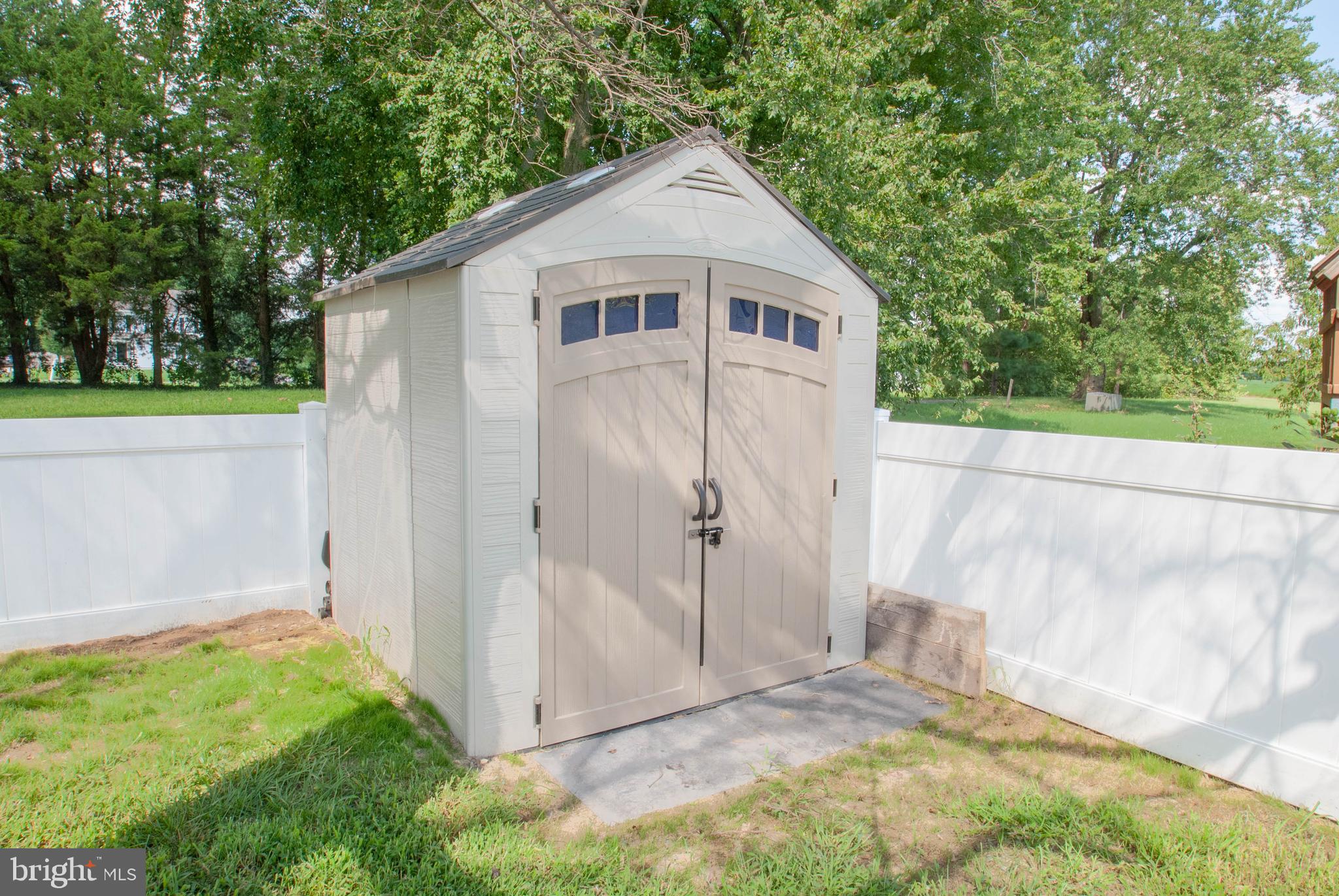 CATTAIL COMMONS - Residential