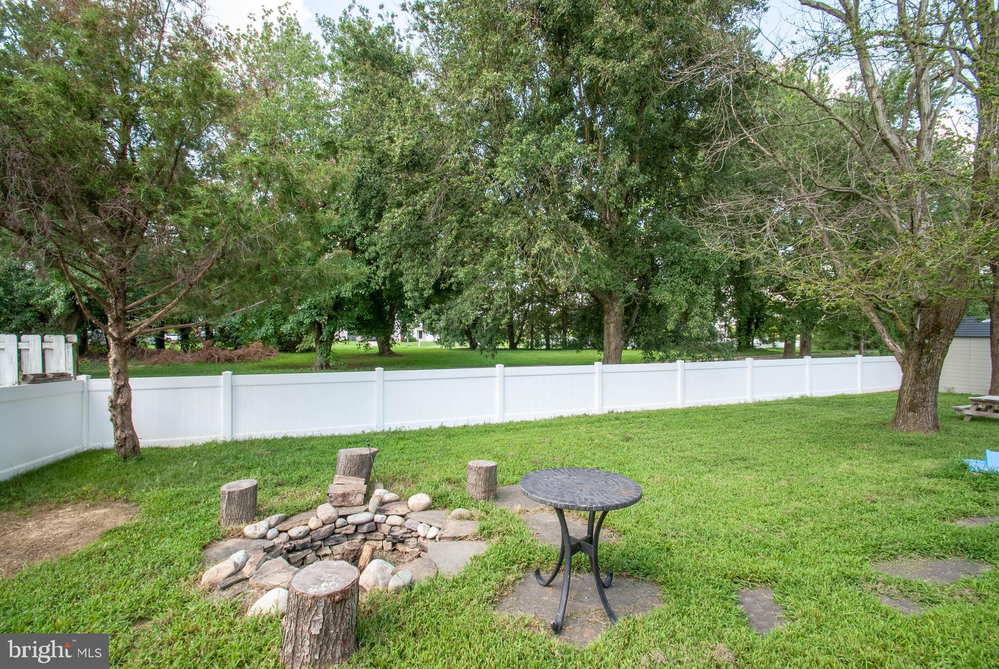 CATTAIL COMMONS - Residential