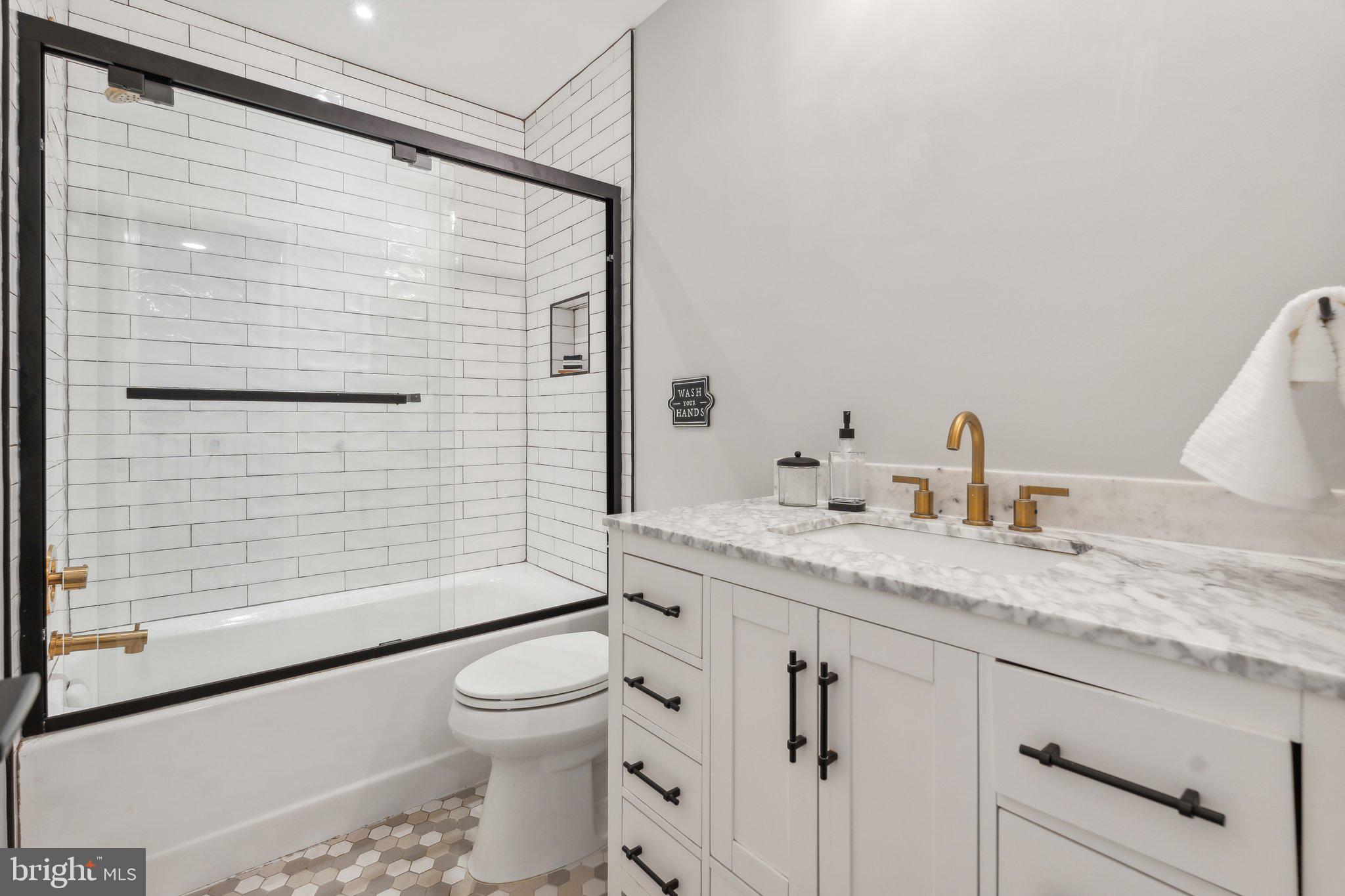 HORIZON HILL - Residential