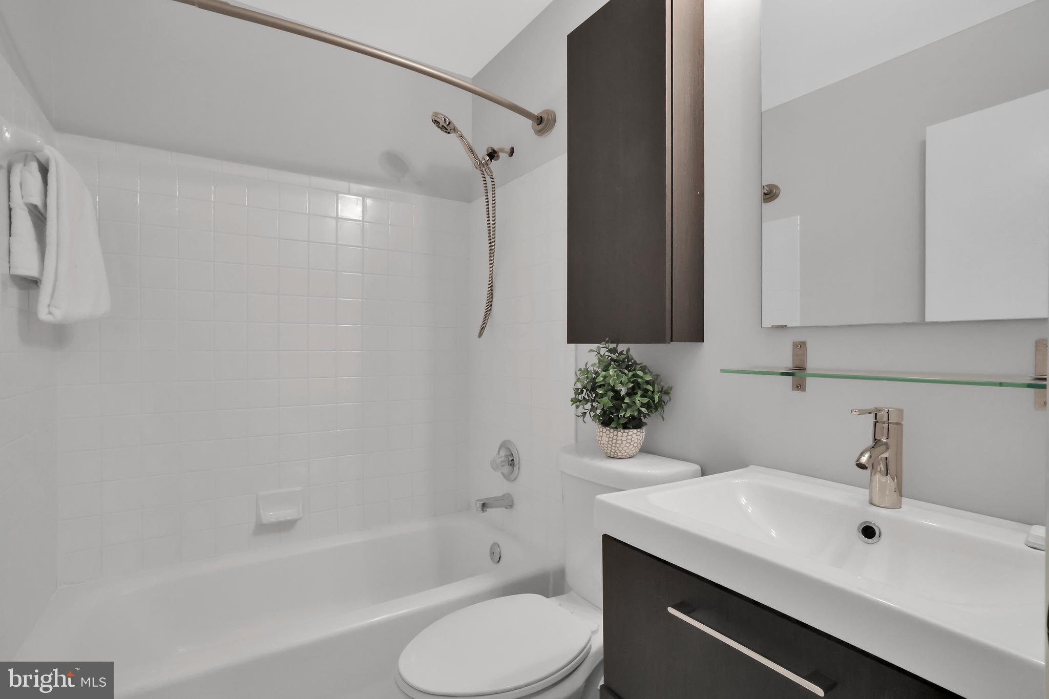 PINEY ORCHARD - Residential