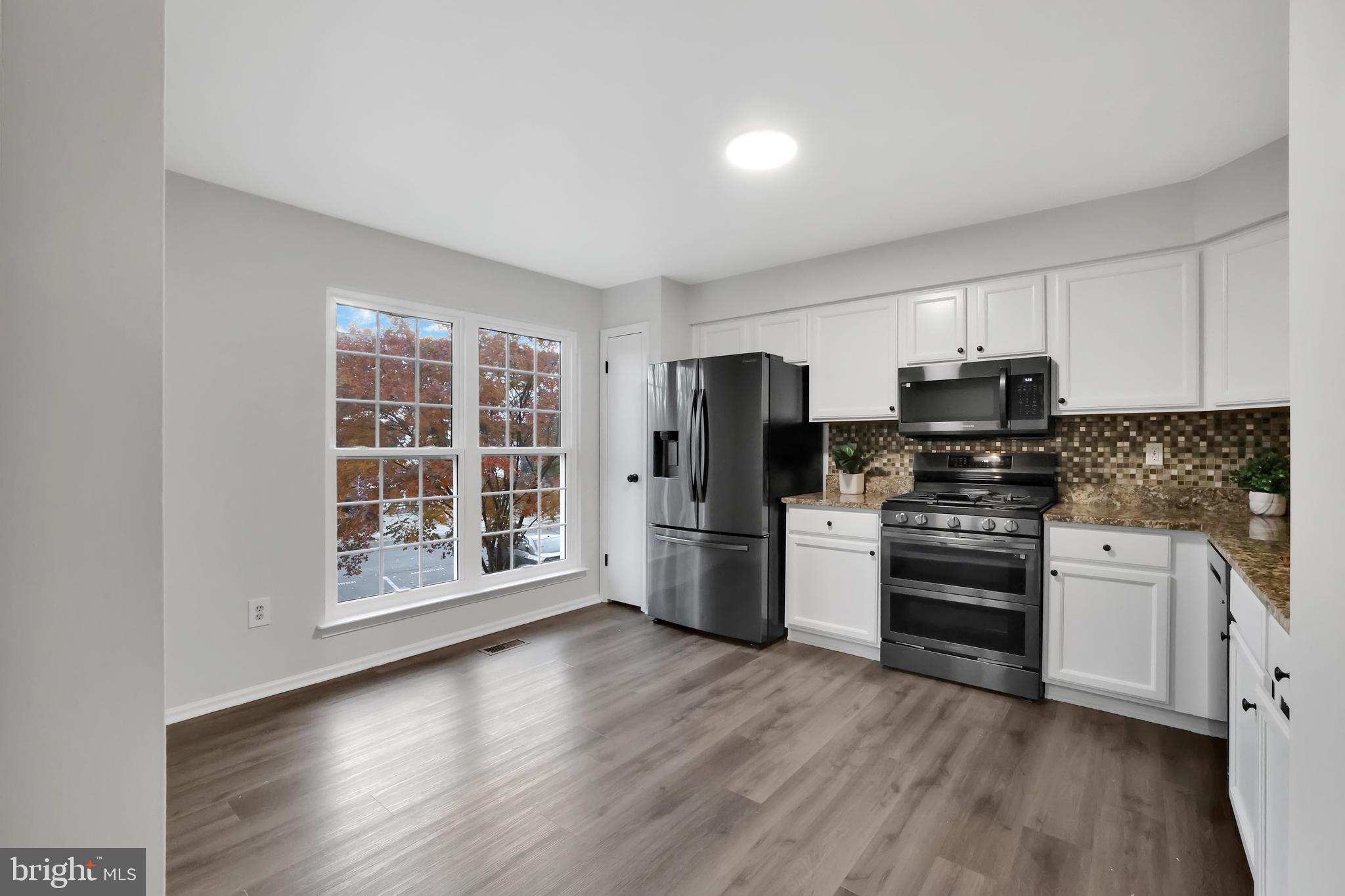 PINEY ORCHARD - Residential