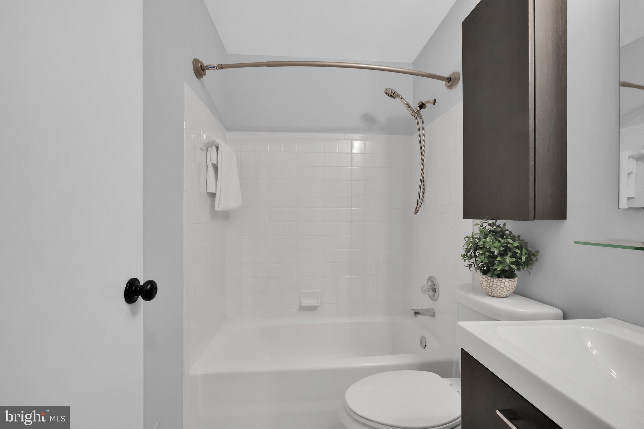 PINEY ORCHARD - Residential