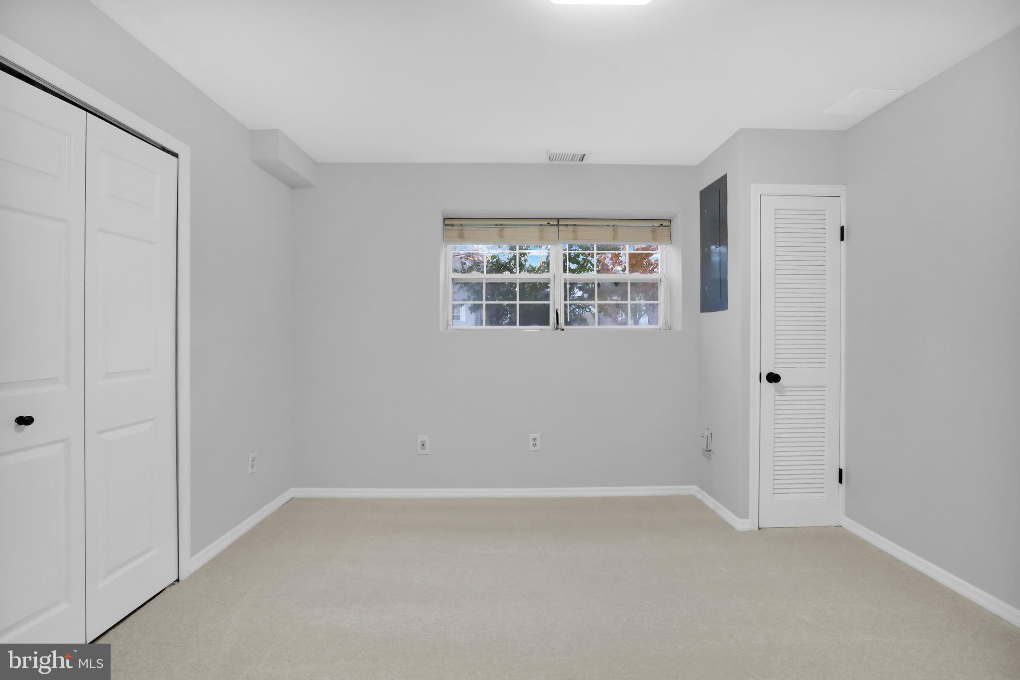 PINEY ORCHARD - Residential