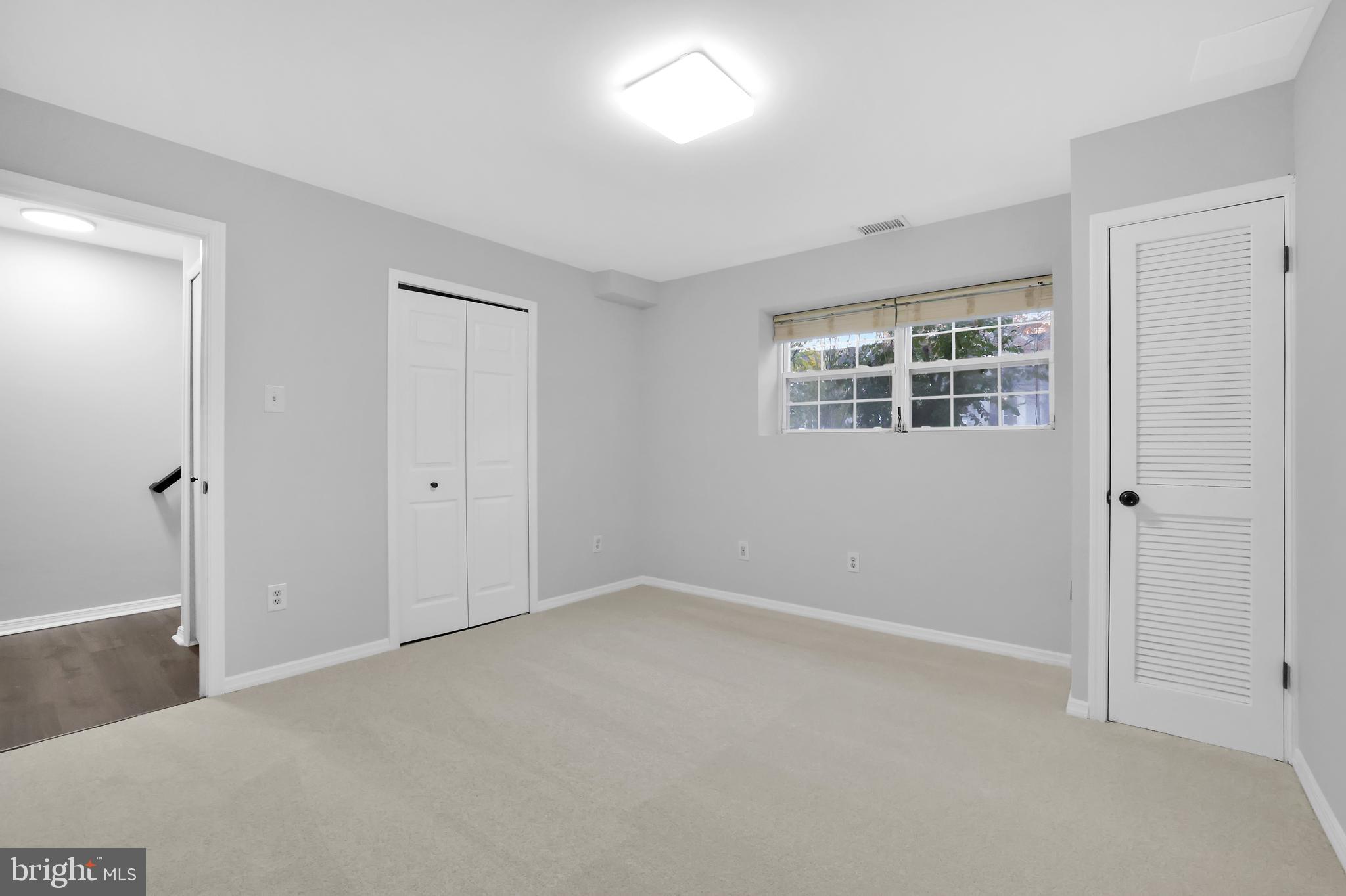 PINEY ORCHARD - Residential