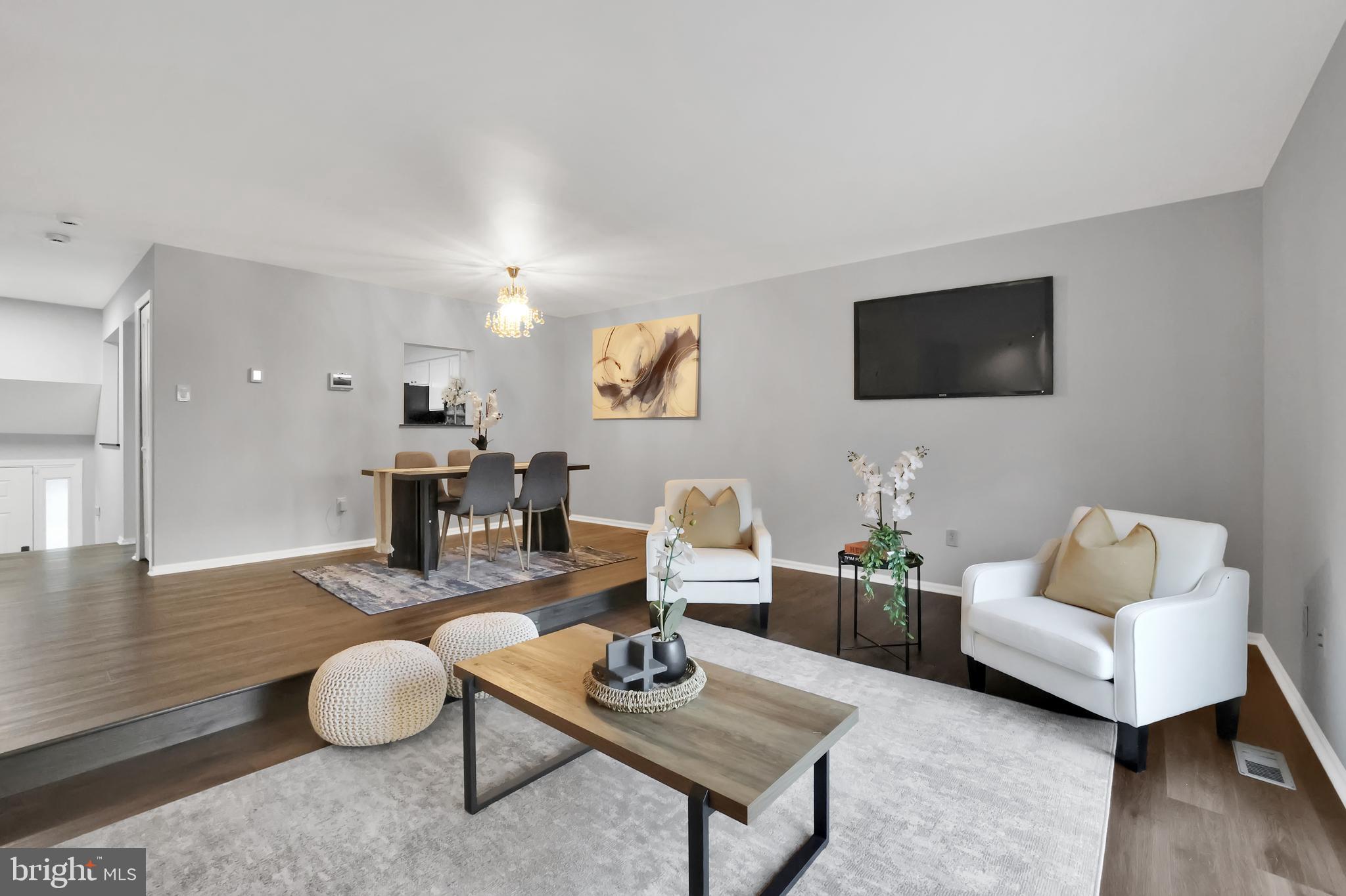 PINEY ORCHARD - Residential