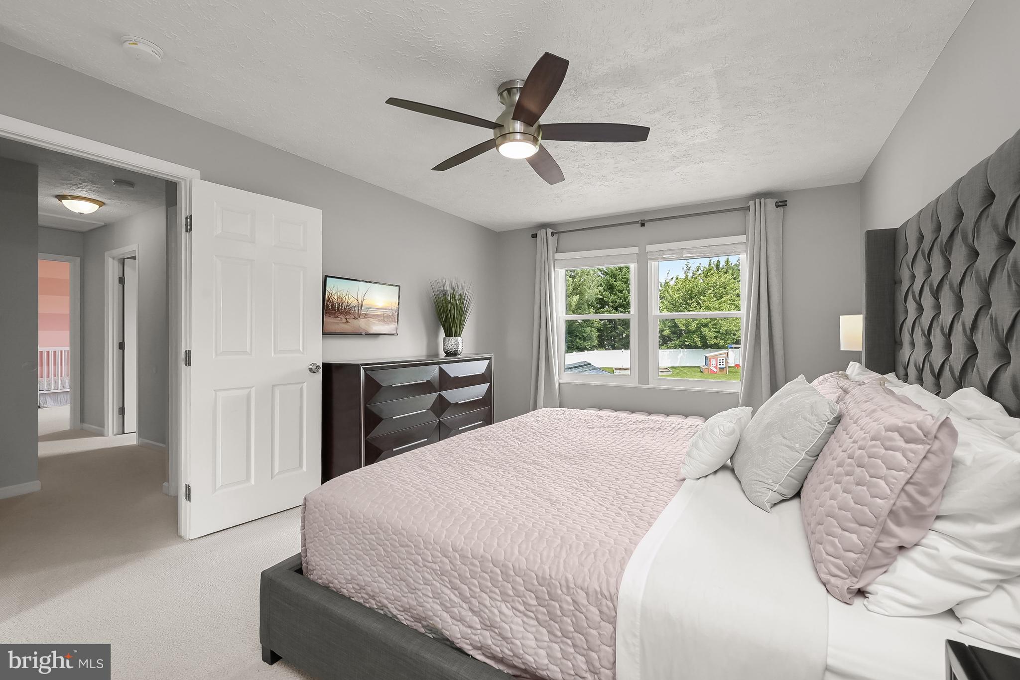 CAMBRIDGE FARMS - Residential