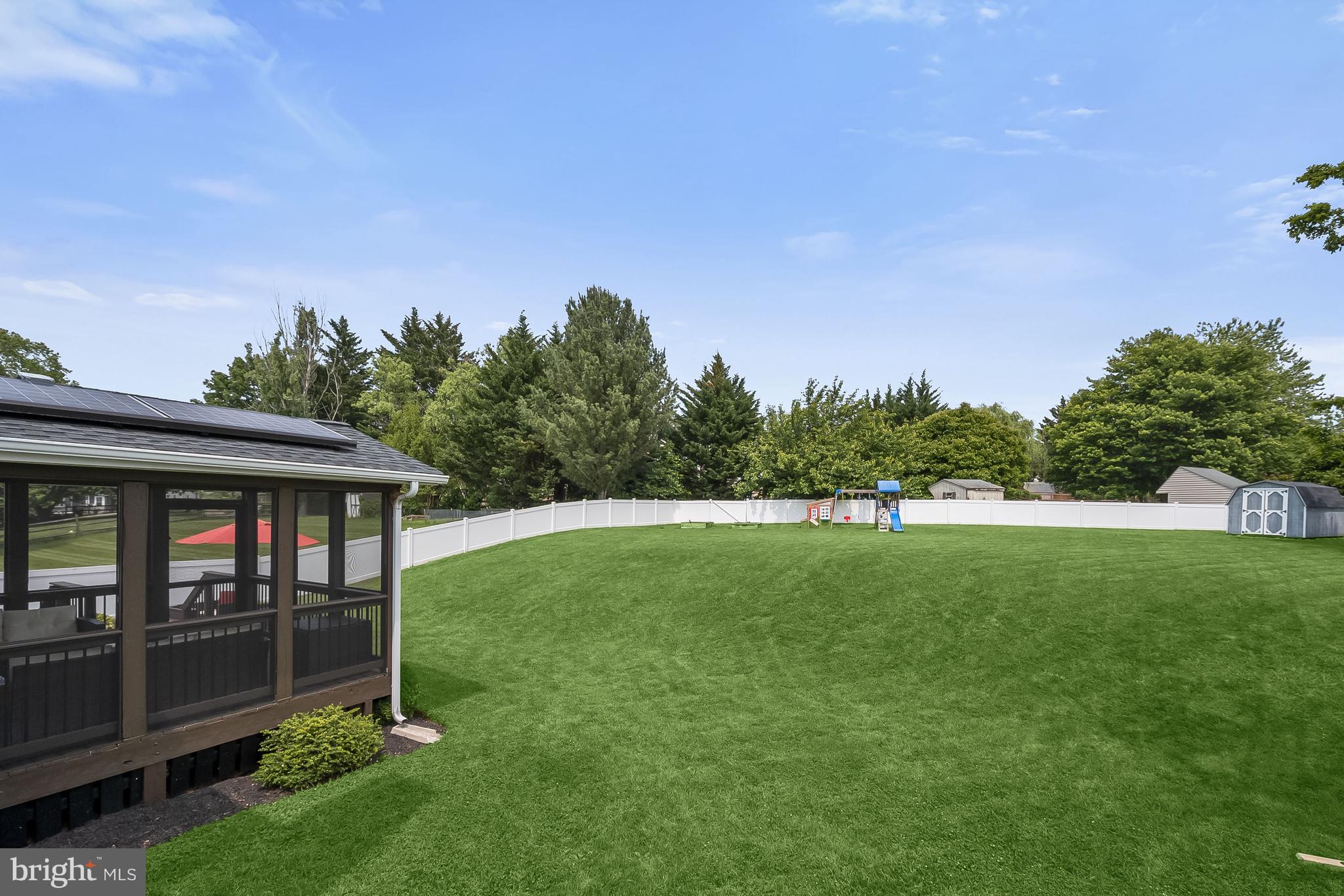 CAMBRIDGE FARMS - Residential