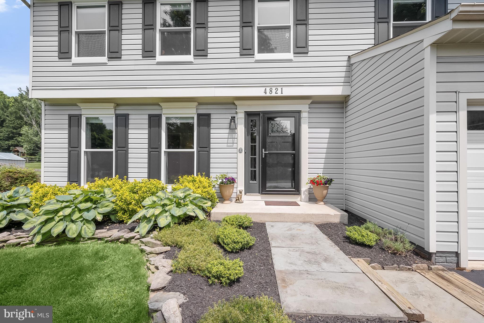 CAMBRIDGE FARMS - Residential