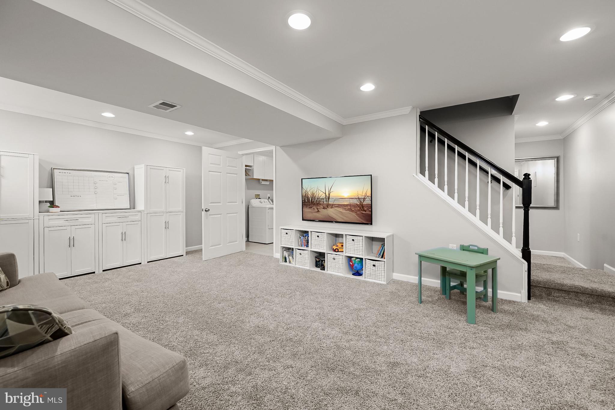 CAMBRIDGE FARMS - Residential