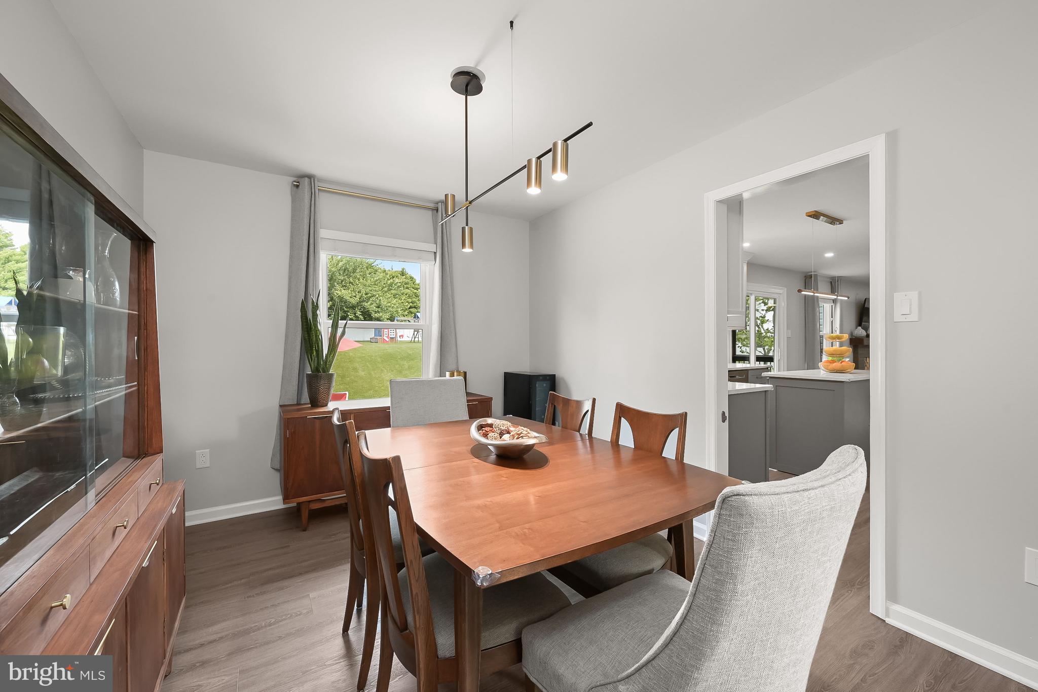 CAMBRIDGE FARMS - Residential