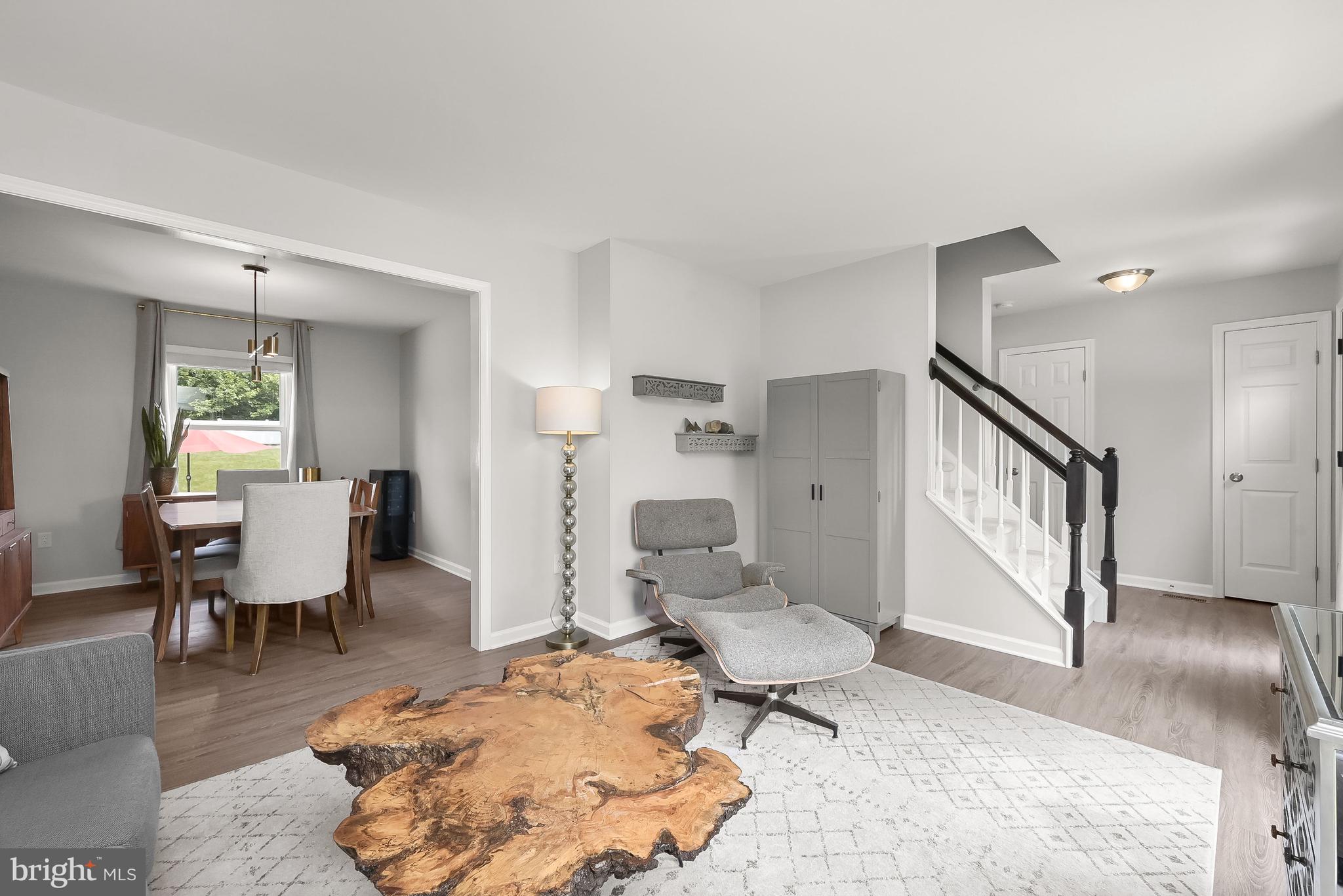 CAMBRIDGE FARMS - Residential