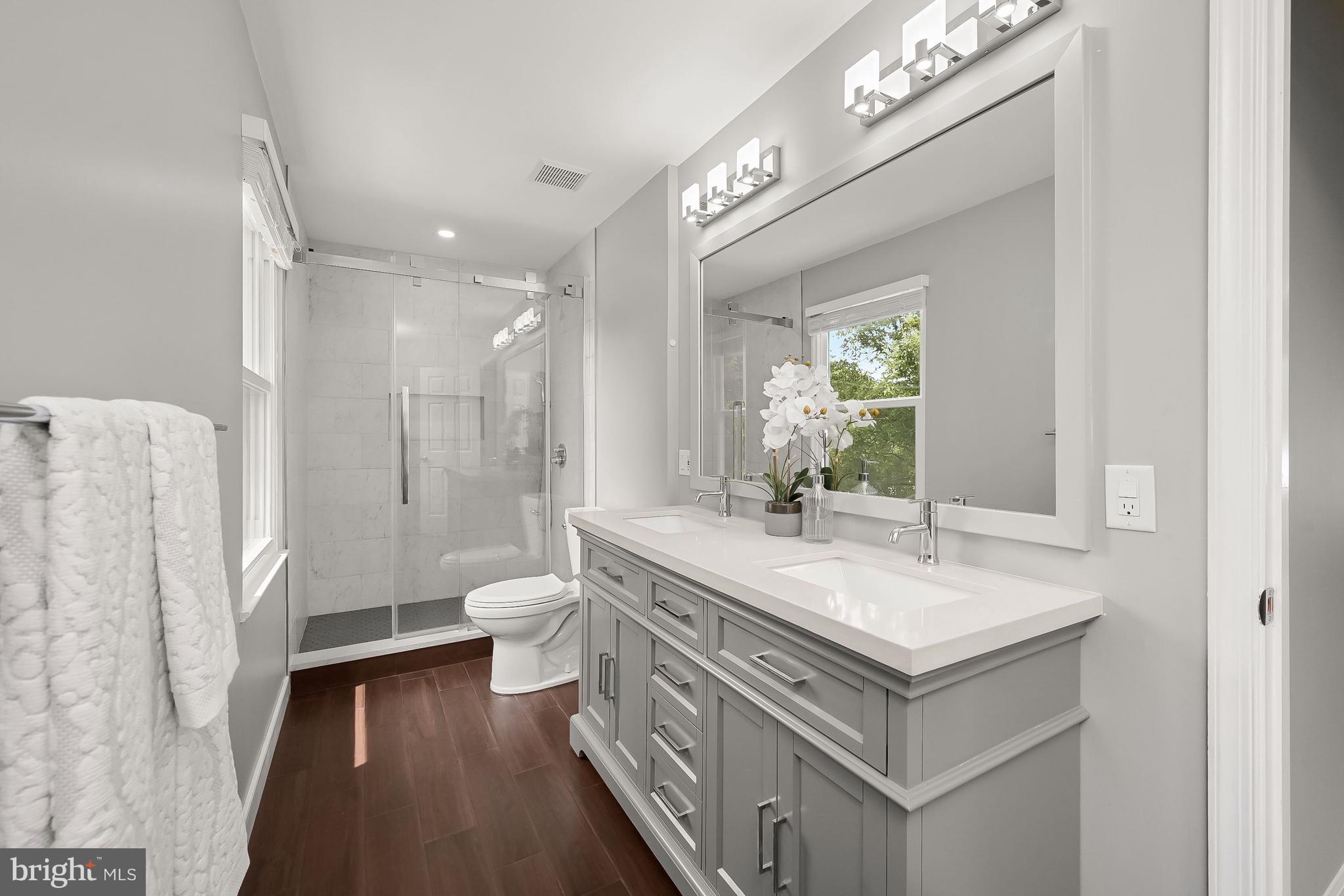 CAMBRIDGE FARMS - Residential