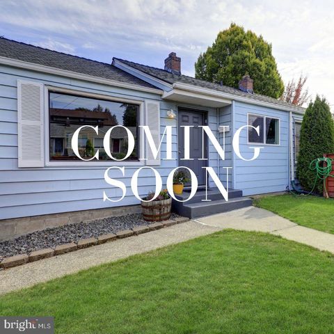 Photo of 3517 N Rolling Road, BALTIMORE, MD 21244 (MLS # MDBC2145516)