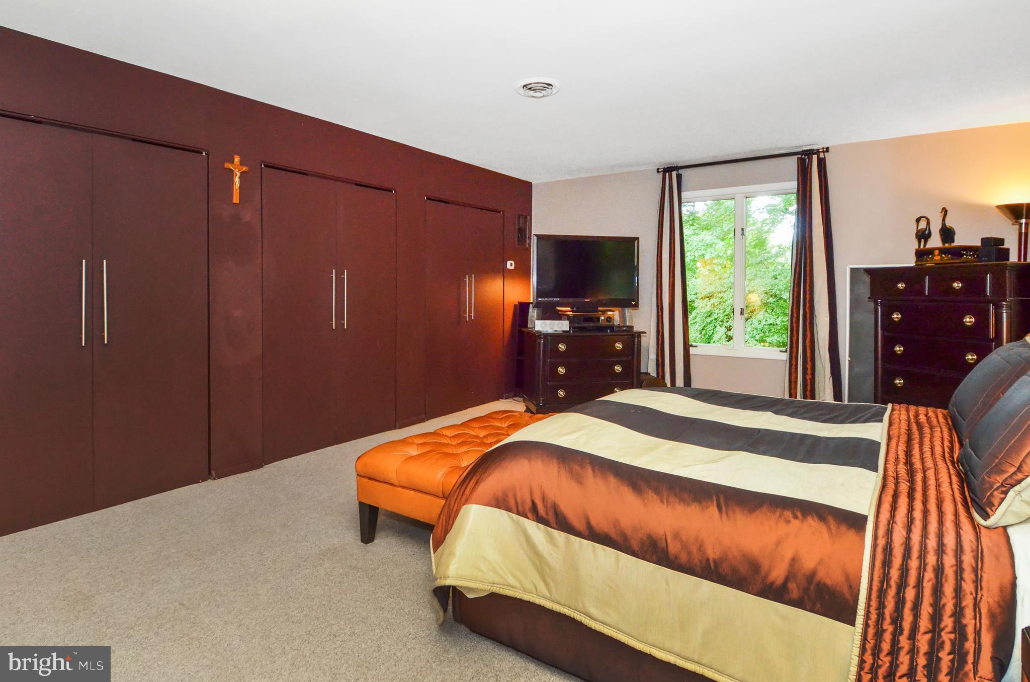 KINGSVILLE - Residential