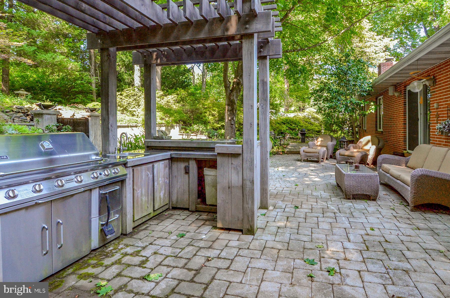 KINGSVILLE - Residential