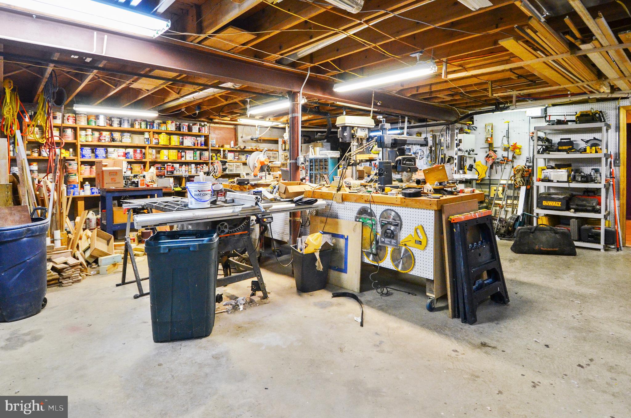 KINGSVILLE - Residential