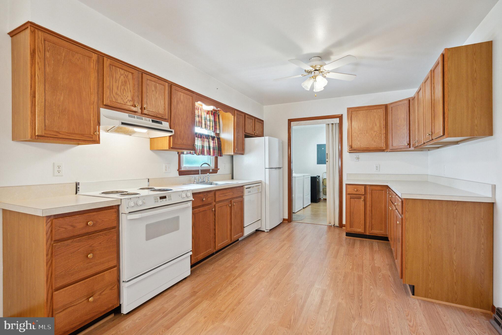 SANDY LEVEL ESTATES - Residential