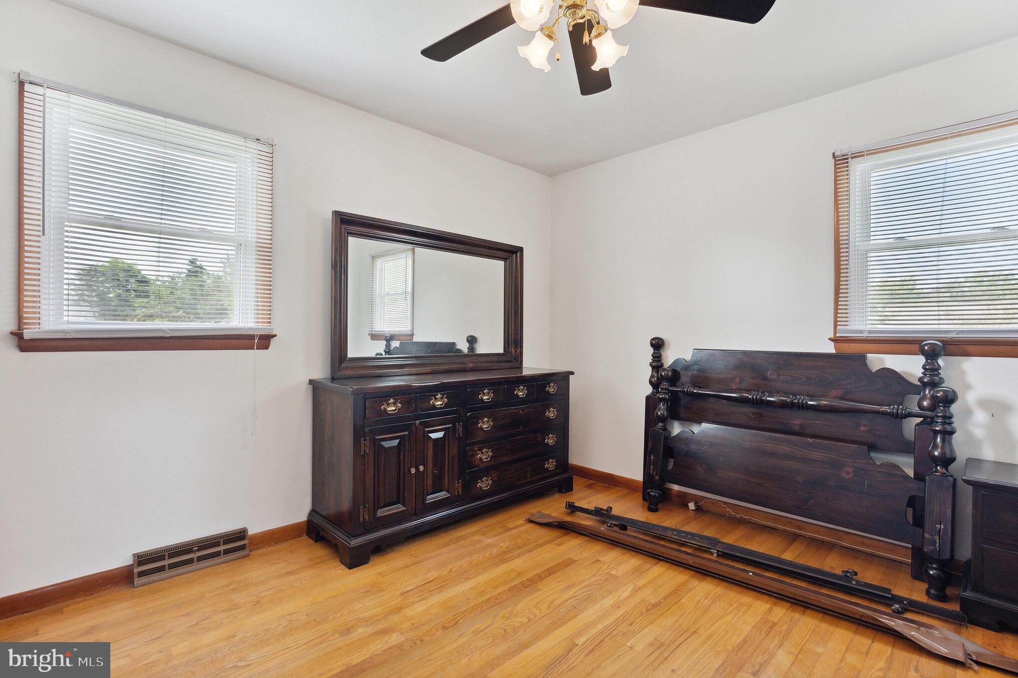 SANDY LEVEL ESTATES - Residential