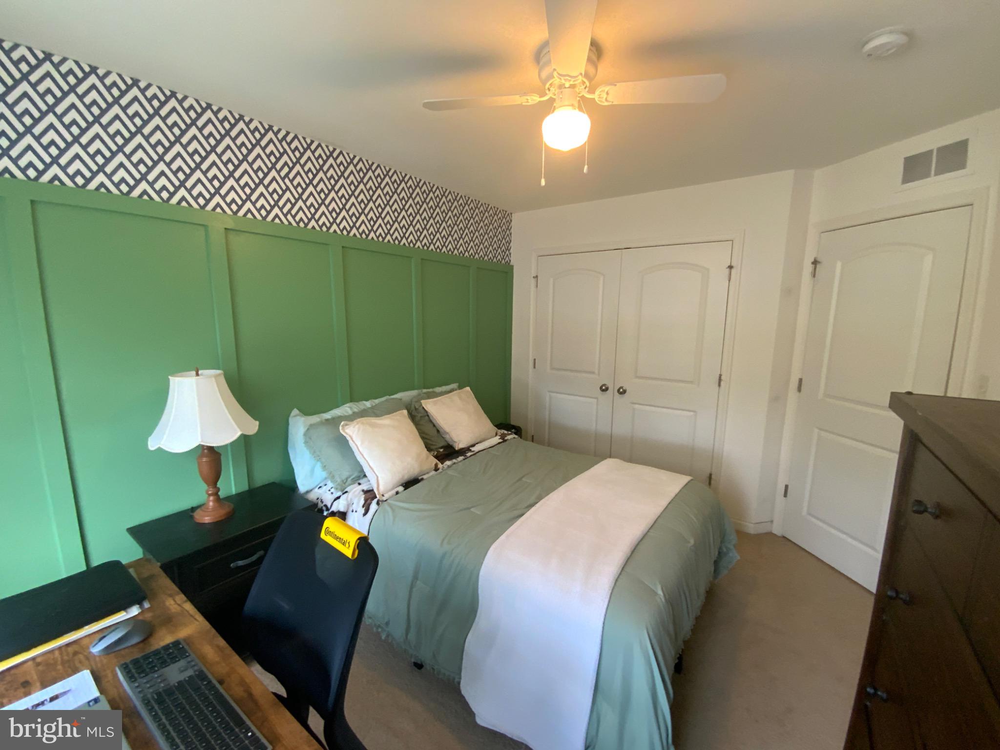 ADMIRALS QUAY - Residential